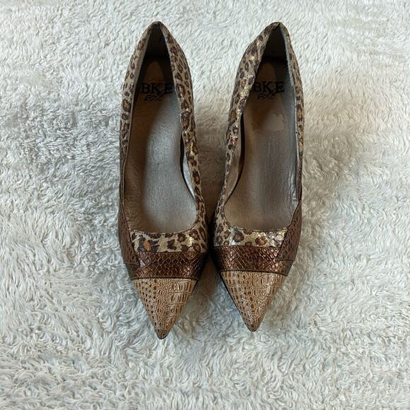 BKE Shoes - BKE - Buckle leopard and snakeskin pointed toe heels, size Probs 8.5